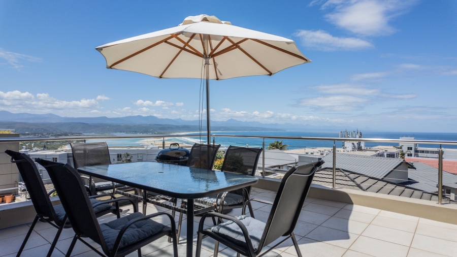 3 Bedroom Property for Sale in Plettenberg Bay Central Western Cape